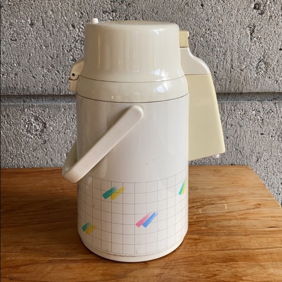 🇯🇵 Vintage Hot chocolate Tiger thermos from Japan - Picture 2 of 8